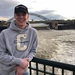 Meet your Posher, Adam